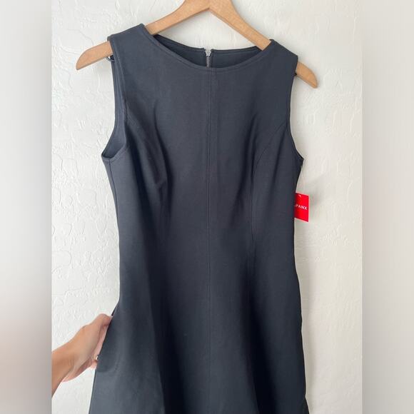 Spanx fit & flare dress with pockets black medium New - Picture 7 of 11
